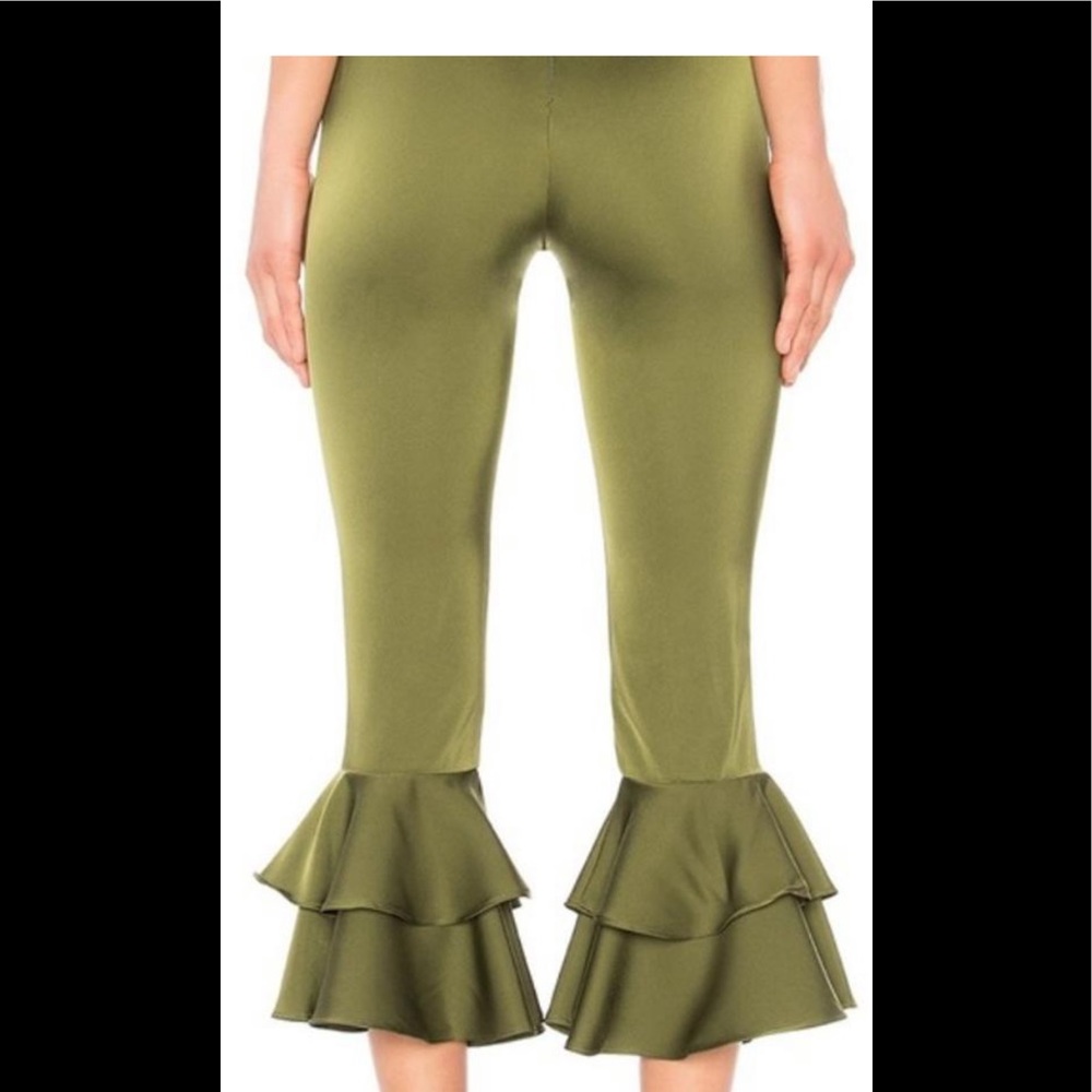 Tularosa Green Ruffle Capri Pants - Picture 3 of 15